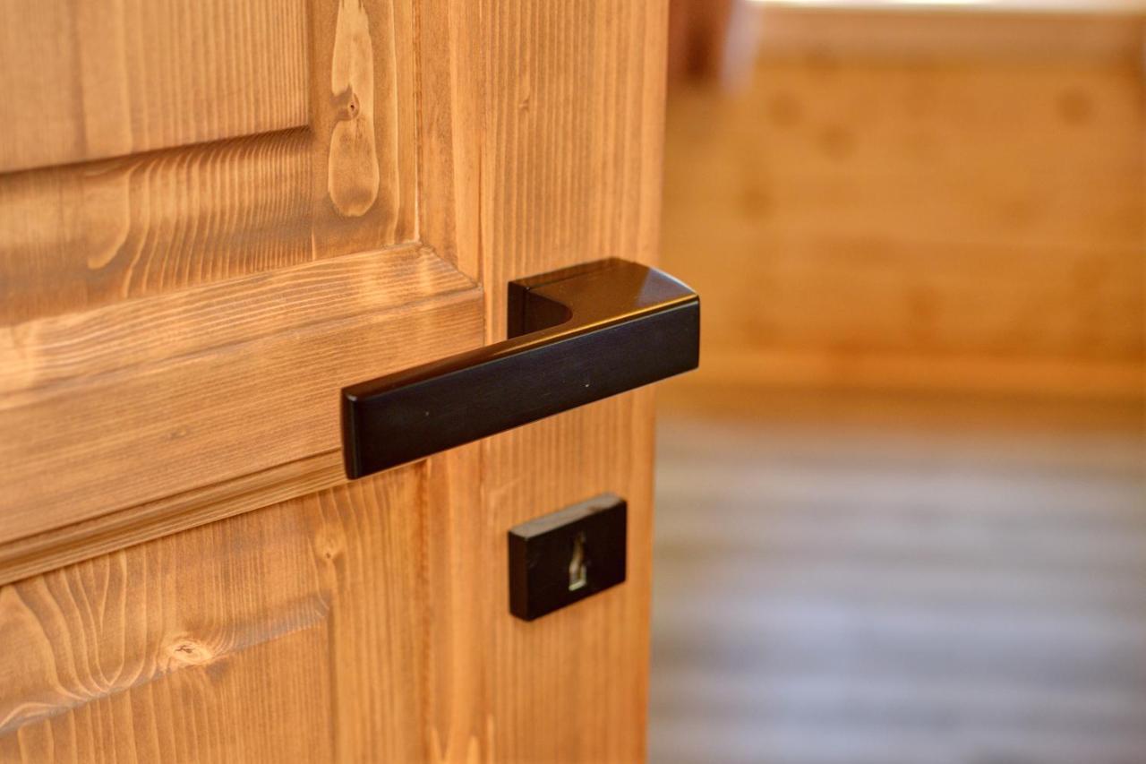 Roubenka Pod Troskami Apartment Ktova Ngoại thất bức ảnh